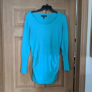 Super comfy turquiose sweater with cinched sides